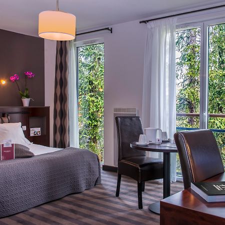 Domaine De Cice-Blossac, Resort Spa & Golf 브뤼즈 외부 사진